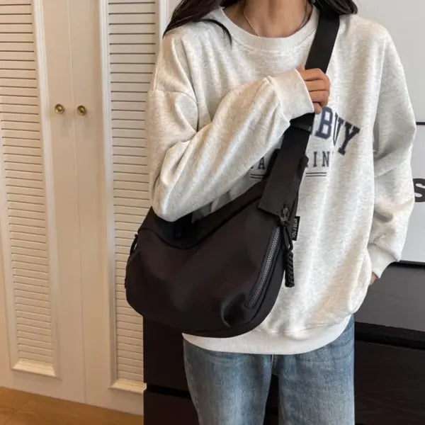 Classy Large Capacity TPU Single Shoulder Bag with Silt Pocket - Black