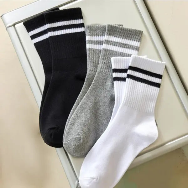 6 Pairs Women and Men Solid Colour Crew Socks 6pcs Mid Tube - 6 Pairs B / One Size