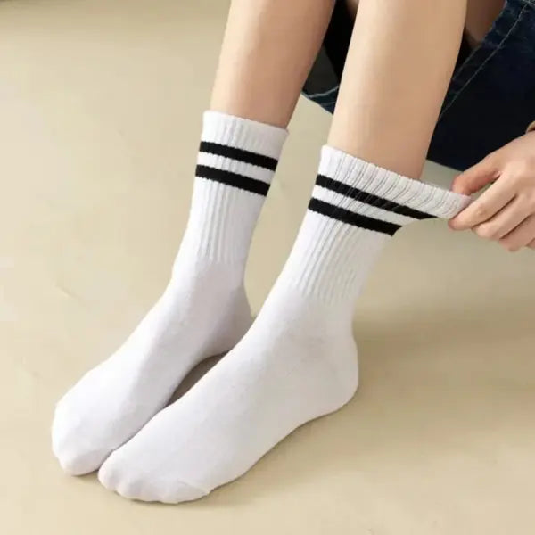 6 Pairs Women and Men Solid Colour Crew Socks 6pcs Mid Tube - 6 Pairs B / One Size