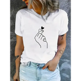 90s Heart Print T-Shirt – Women’s Short Sleeve Crew Neck Casual Summer & Spring Top