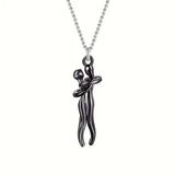 Classic Animal Hug Pendant Necklace Zinc Alloy in Black - Hei yinlian