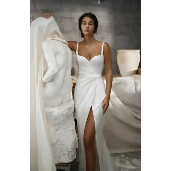 Elegant Mermaid Wedding Dress in Satin for Modern Brides