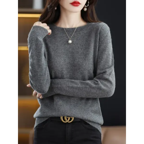 Regular Fit Wool Knit Sweater with O-Neck and Regular Clothing Length