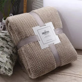 Fluffy Coral Velvet Blanket Flannel Plush Comfortable Thickened and Warm Soft Sofa Throw Blanket for Air-Conditioned
