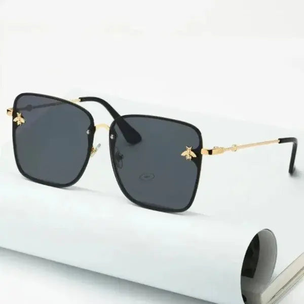 Luxury Sunglasses for Stylish Designer Eyewear with UV Protection - A01 / 1 PCS