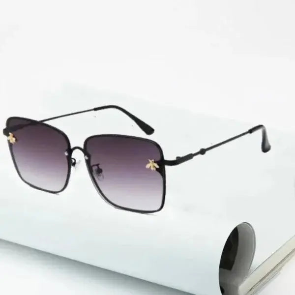 Luxury Sunglasses for Stylish Designer Eyewear with UV Protection - A04 / 1 PCS