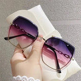 Luxury Sunglasses for Stylish Designer Eyewear with UV Protection - B06 / 1 PCS