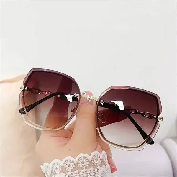 Luxury Sunglasses for Stylish Designer Eyewear with UV Protection - B10 / 1 PCS