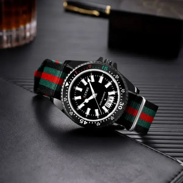 Nylon band material type watch with a complete calendar