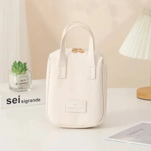 Stylish Shell-Shaped Makeup Organizer for Travel and Daily - White
