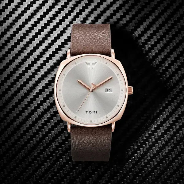 TOMI Mens Quartz Watch Alloy Case Casual Style - Brown gold