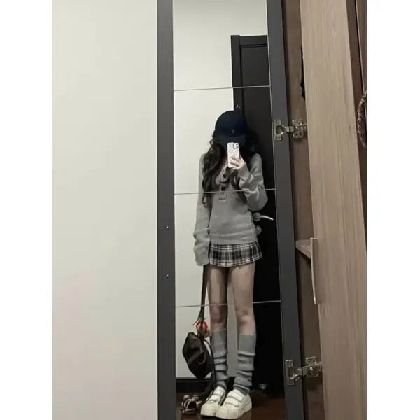 Y2K Gray V-Neck Sweater for Women – Autumn Winter Slim Fit Knitted Pullover