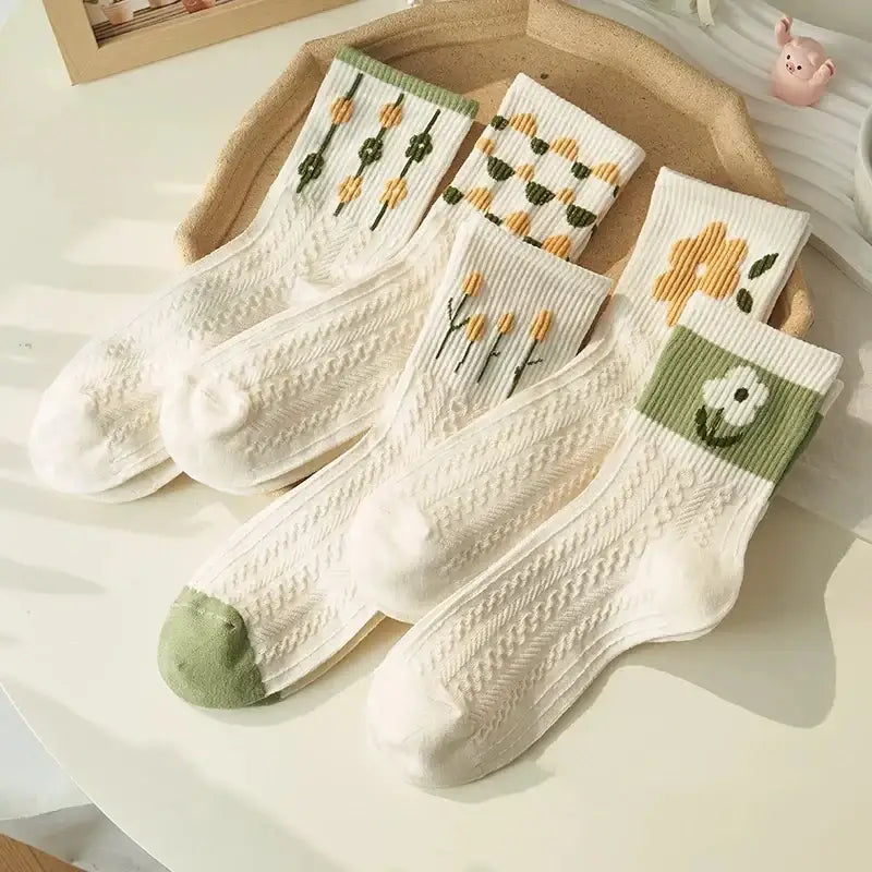 10 Pairs Women Cartoon Patterned Socks Trendy And Fashionable Versatile Socks Lightweight Breathable Comfortable Casual