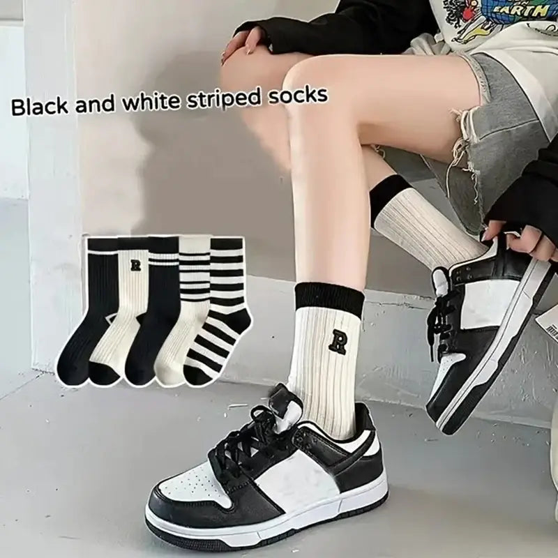 10 Pairs Women Cartoon Patterned Socks Trendy And Fashionable Versatile Socks Lightweight Breathable Comfortable Casual