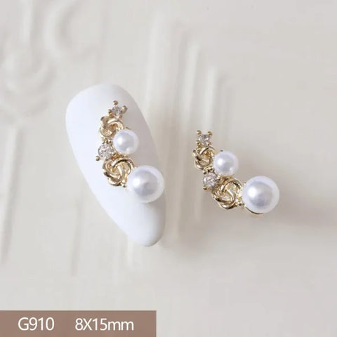 10Pcs 3D Butterfly and Flower Nail Charms for Trendy Nail Art - G910