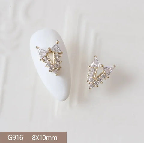 10Pcs 3D Butterfly and Flower Nail Charms for Trendy Nail Art - G916