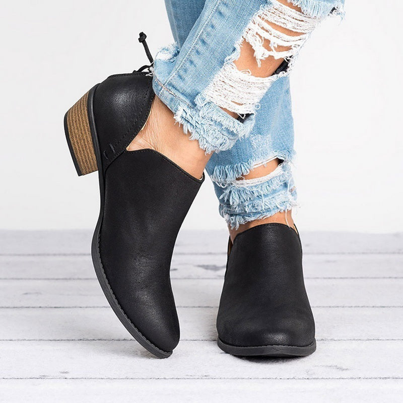 Retro High Heel Ankle Boots in Breathable Material - Black / 35