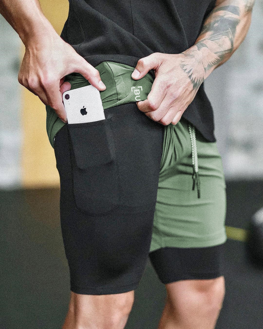Pocket Compression Shorts for Active Moisture Wicking Comfort
