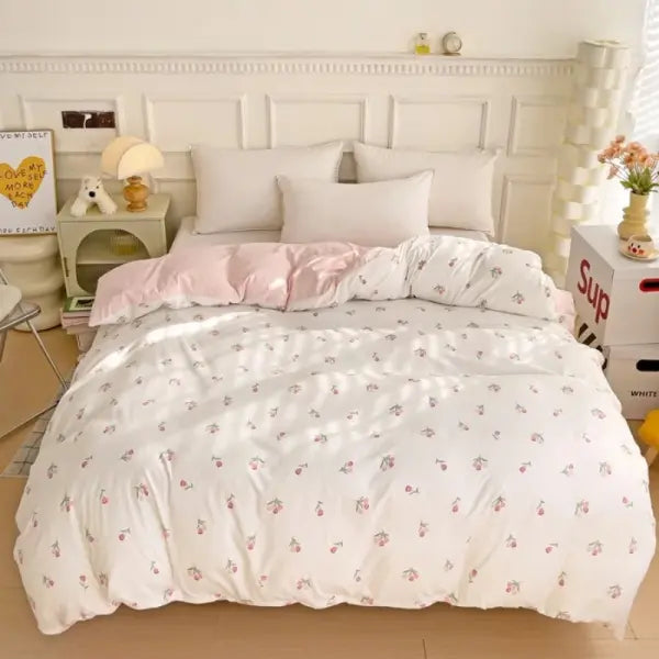 2025 new 3-piece cartoon heart-shaped plant floral print set a duvet cover and a pair of pillowcases (no padding)