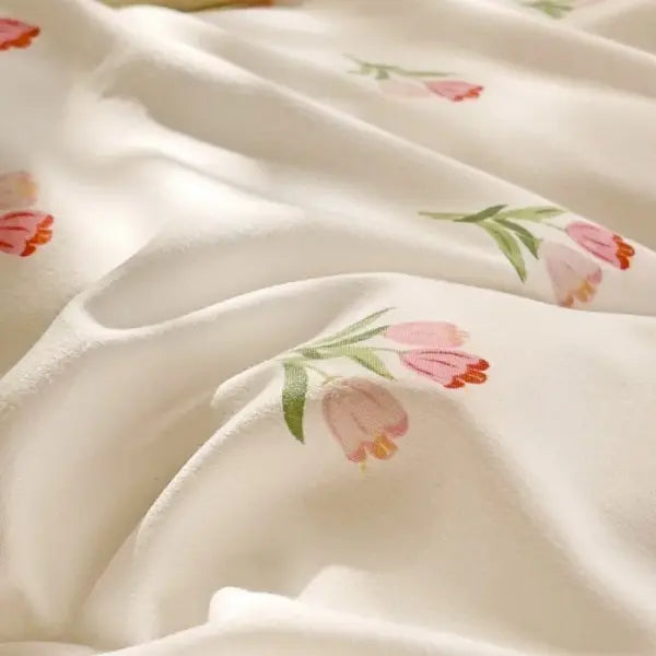 2025 new 3-piece cartoon heart-shaped plant floral print set a duvet cover and a pair of pillowcases (no padding)
