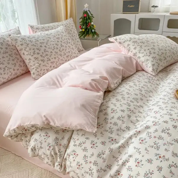 2025 new 3-piece cartoon heart-shaped plant floral print set a duvet cover and a pair of pillowcases (no padding)