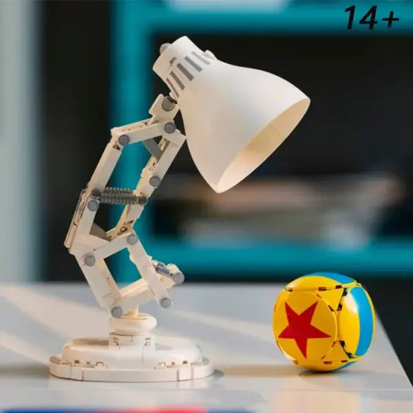 2025 New Creative Cartoon 21357 613PCS Lamp Room Decor Building Set Toy Home living For Girl Boy Christmas Gifts