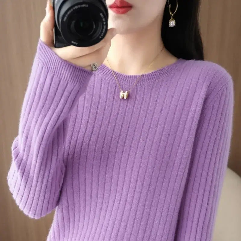 Medium fabric weight women sweaters for Korean fashion warmth
