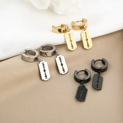 2pc Korean Fashion Stainless Steel Razor Blade Pendant Earrings – Punk Unisex Gothic Studs