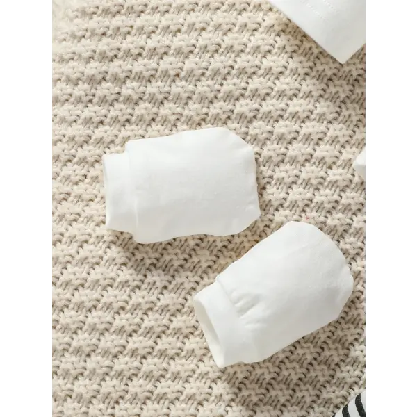 4PCS Baby Boys All-Season Outfit – Cartoon Elephant Pantsuit with Hat Gloves & Bib Streetwear Fashion