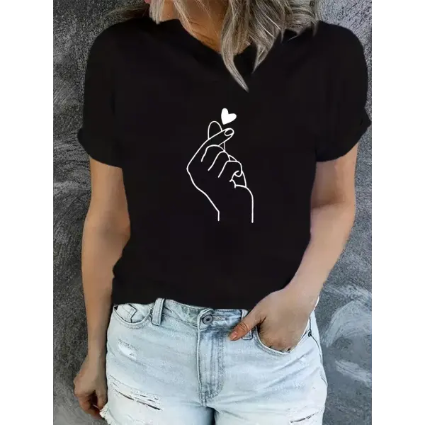 90s Heart Print T-Shirt – Women’s Short Sleeve Crew Neck Casual Summer & Spring Top - black4331 / XS