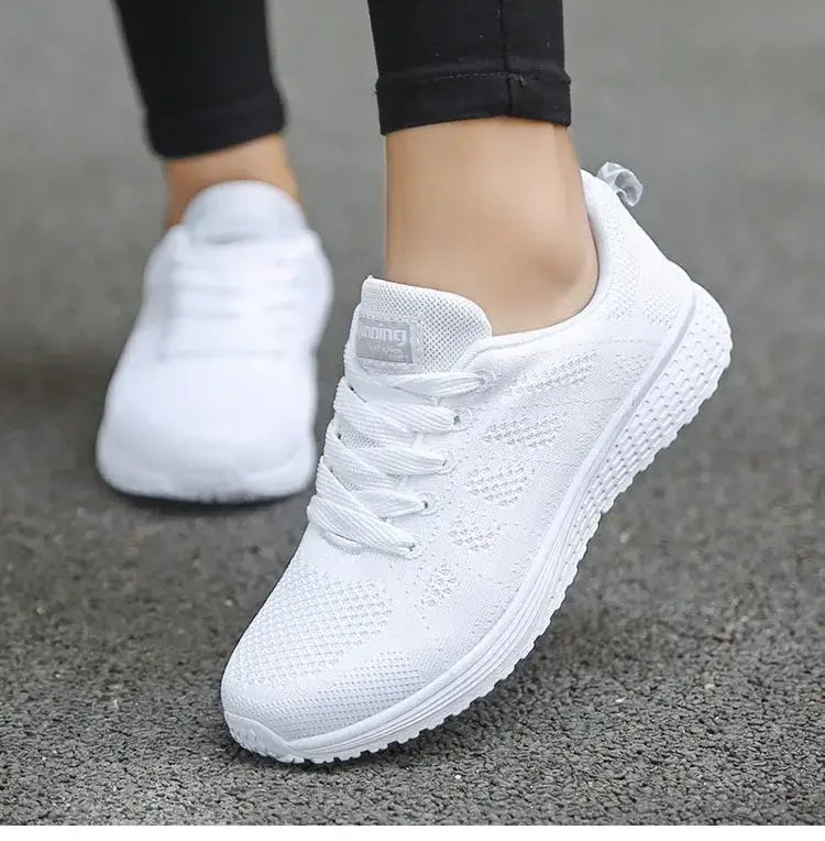 Trendy Women’s Sneakers - Stylish Platform Sneakers for Modern Fashion