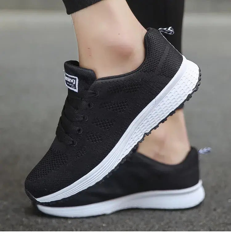 Trendy Women’s Sneakers - Stylish Platform Sneakers for Modern Fashion