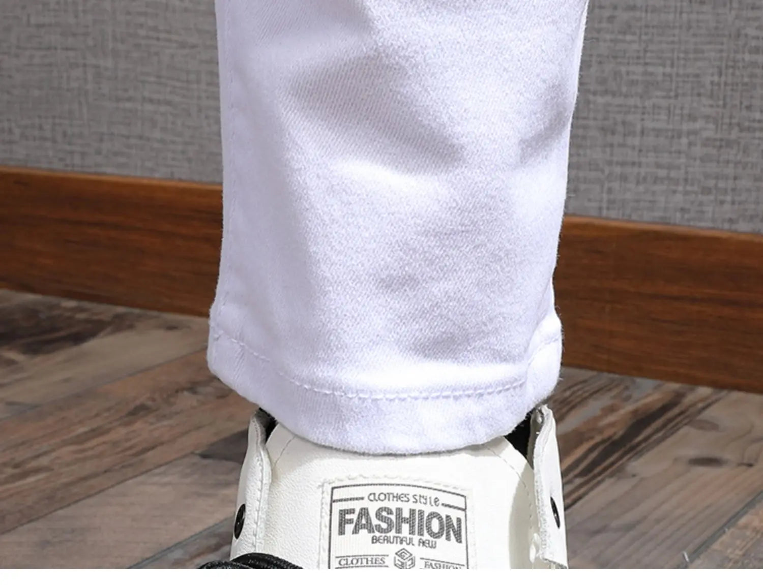 Summer Men’s White Jeans Casual Cotton Slim Fit Straight Pants Mens Fashion Streetwear Ripped Patches Denim Trousers