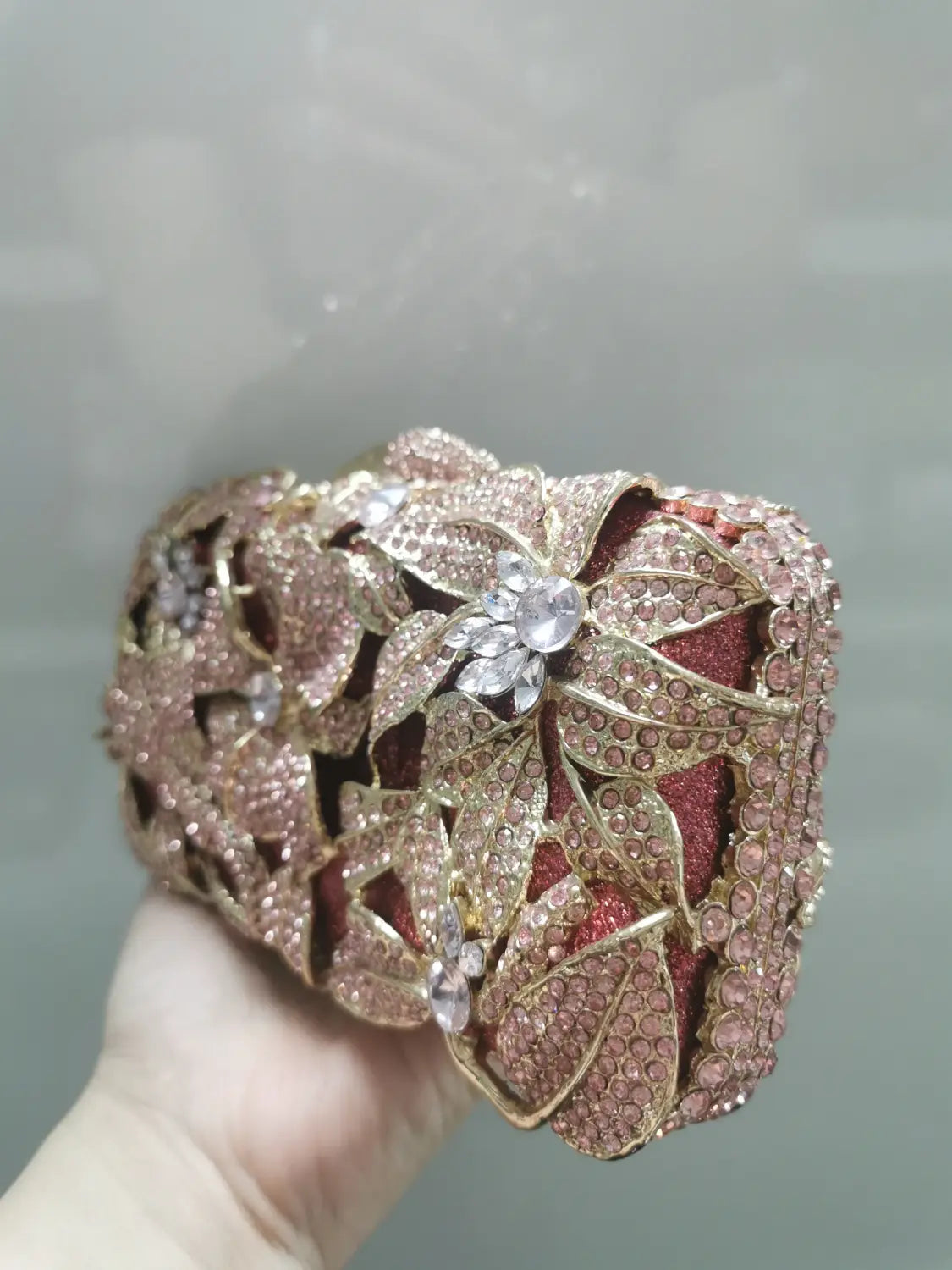 Crystal Flower Evening Bag: Elegant Handbag for Wedding and Bridal Parties