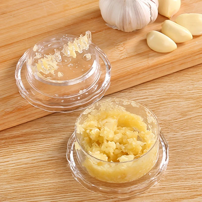 Manual Garlic Crusher Roll Chopper Kitchen Gadget for Easy Mincing
