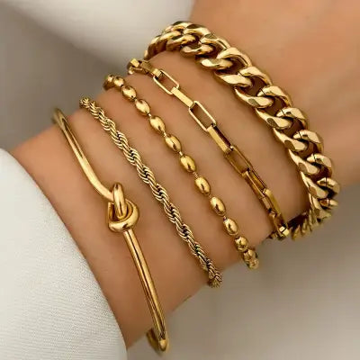 Stainless Steel Bracelet Set with Fashionable Chain Design for Women