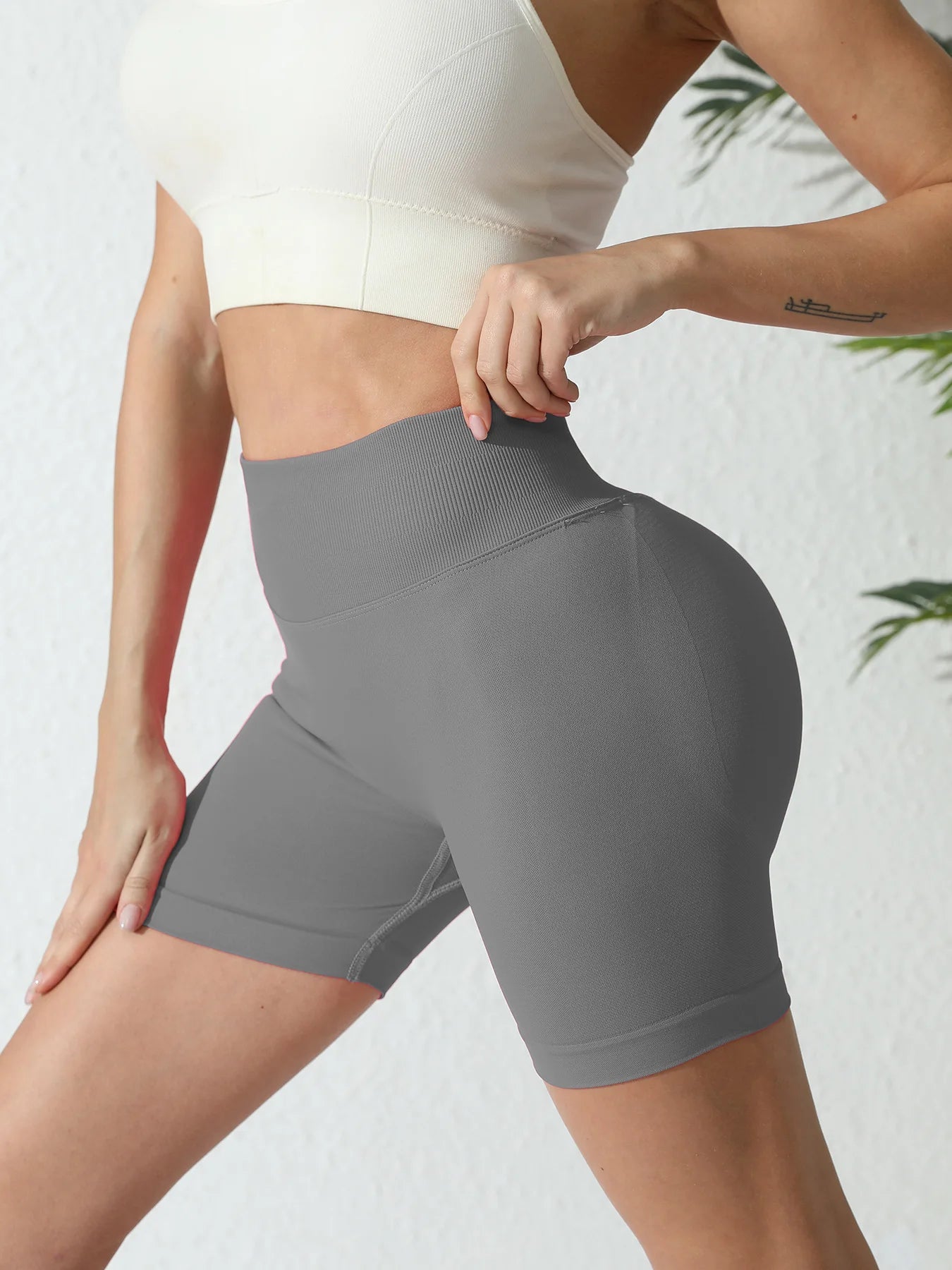 Women Yoga High Waisted 5 Inch Shorts Solid Color Elastic Fitness Tights