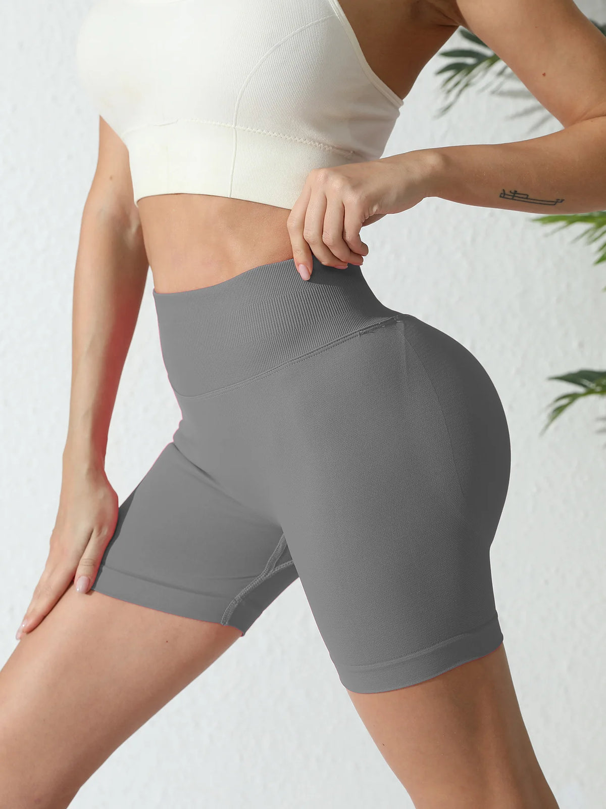 Women Yoga High Waisted 5 Inch Shorts Solid Color Elastic Fitness Tights