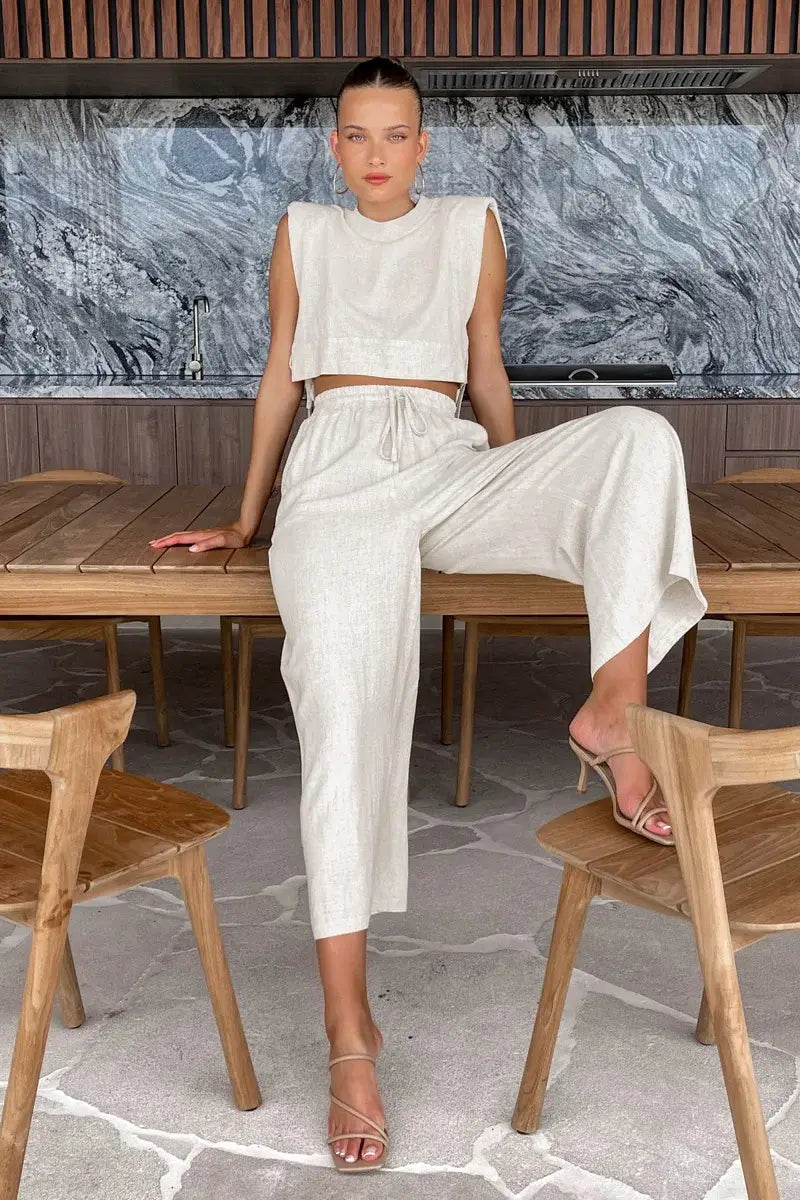 Women’s Linen Pant Set - Chic Holiday Outfit for Effortless Style