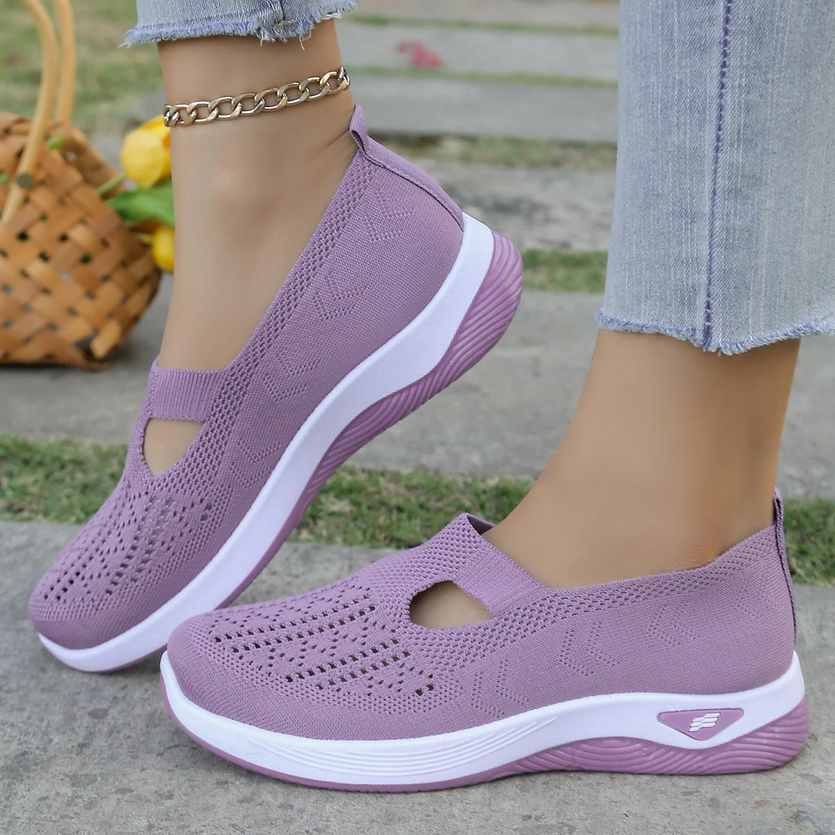 Women's Sports Shoes Flying Woven Mesh Breathable Summer Sneakers
