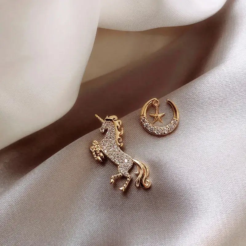 Cute Animal Earrings – Playful Stud Jewelry with Pearls & Rhinestones