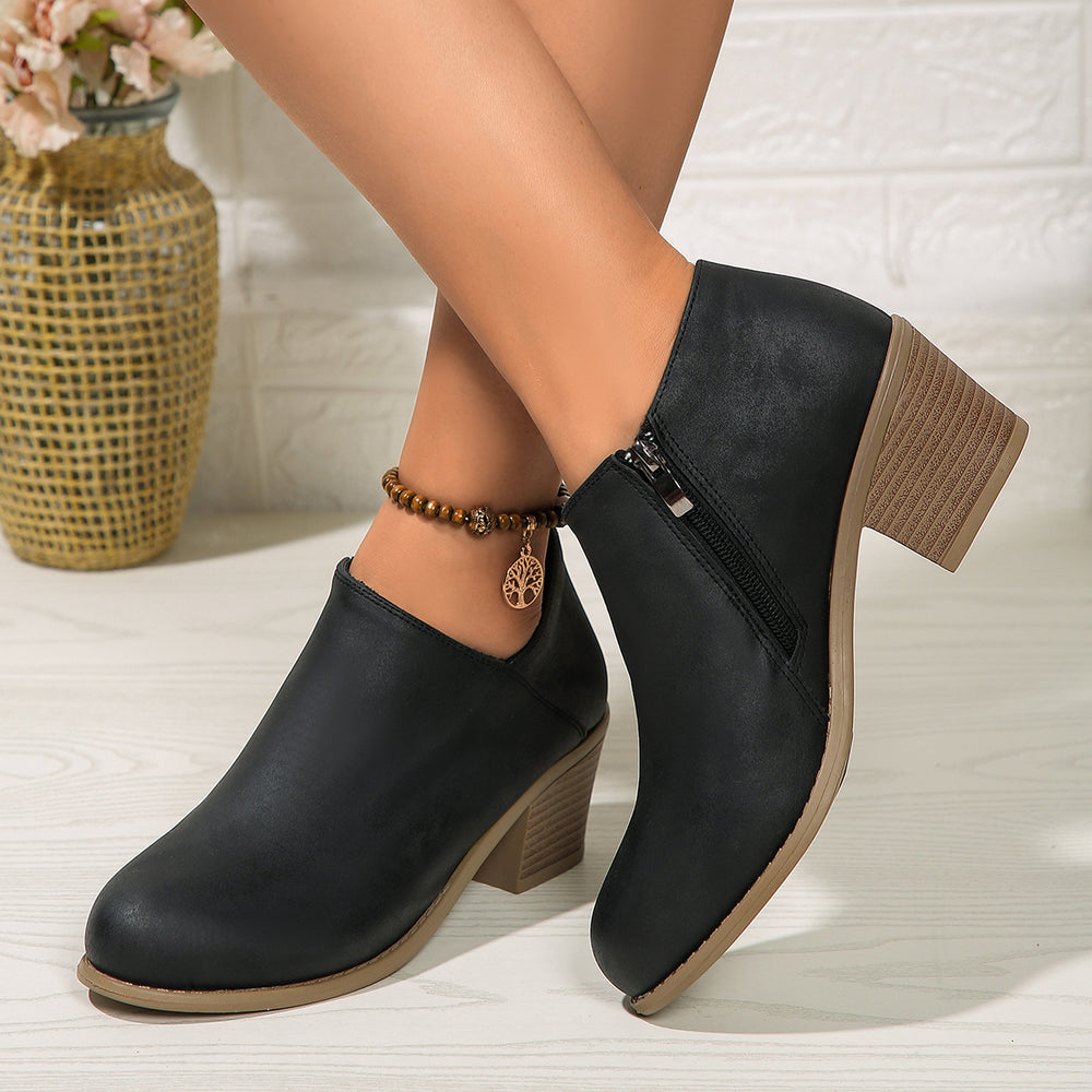 Chunky Heel Round Toe Ankle Boots in Soft Synthetic Material - Black / 36.