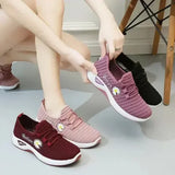 Adult sneakers women’s light running shoes net shoes comfortable soft soled sneakers women’s breathable casual single