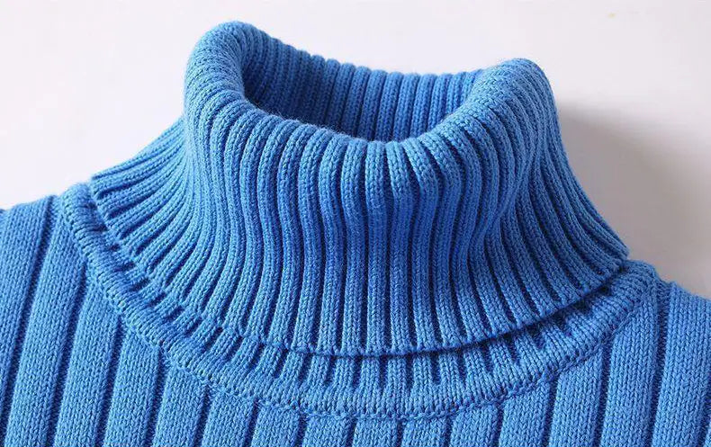 Turtleneck Sweater for Men & Women – Solid & Striped Fashion Tops for Autumn & Winter