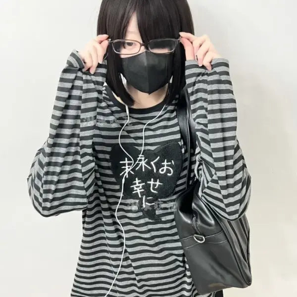 American Punk Vintage Long Sleeve T-Shirt – O-Neck Striped Harajuku Embroidery Y2K High Street Tee