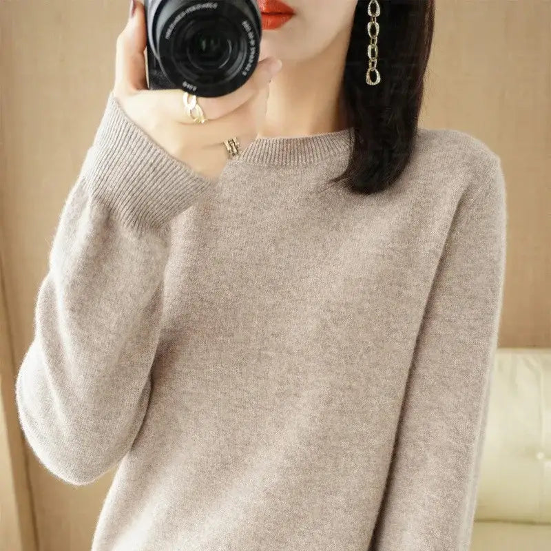 Autumn And Winter Cashmere Sweater Women’s Crew Neck Pullover Casual Knitted Top Women’s Short Undercoat Fashion 18