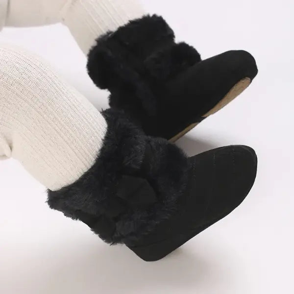 Baby Girls Winter Plush Snow Boots – Soft Sole Non-Slip Cotton Shoes with Cute Bow (0–18M)