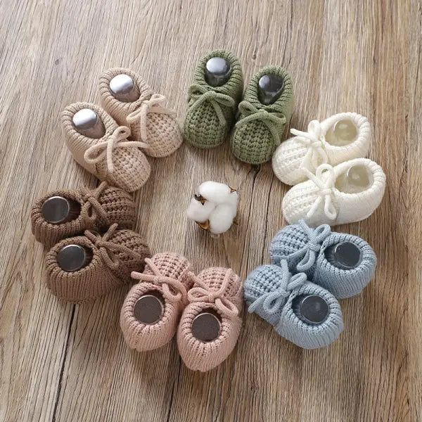 Baby Knitted Shoes 0–18M – Breathable Infant Bed Footwear Cute Turn-Down Walk Boots for Boys & Girls