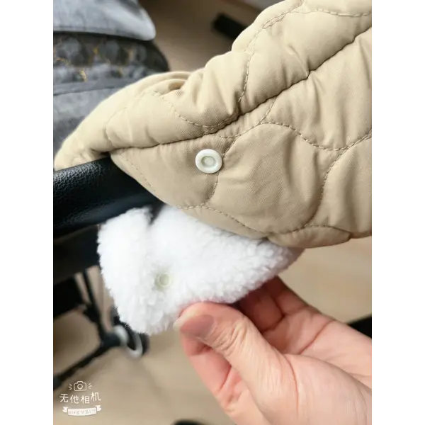 Baby stroller warm gloves Mobile phone touch screen handle windproof waterproof gloves with velvet handle pocket
