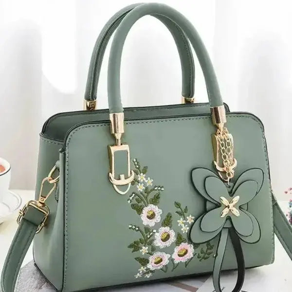 Bowknot Star Pendant Shoulder Bag for Trendy Elegance